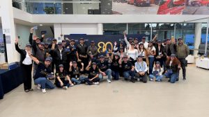 Salvador Caetano cumplió 80 años: Colombia se sumó a la celebración global de uno de los grupos históricos de la movilidad